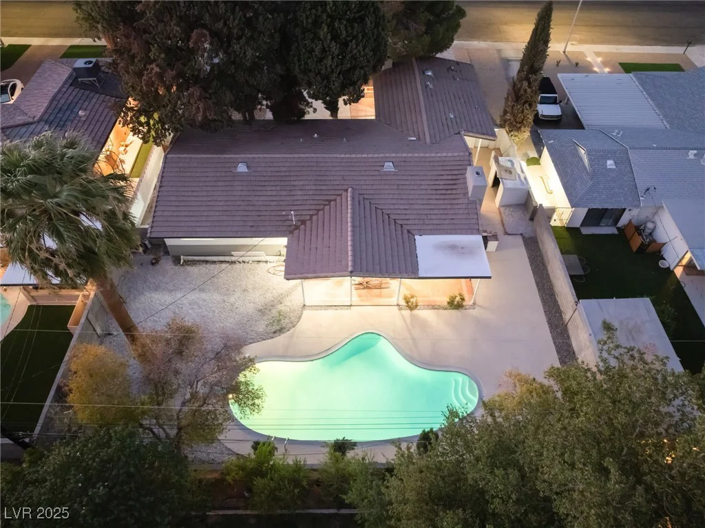 2701 Mason, Las Vegas, NV 89102