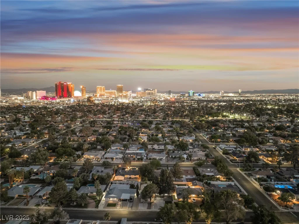 2701 Mason, Las Vegas, NV 89102