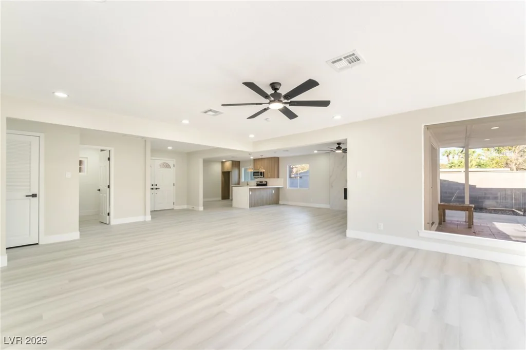 2701 Mason, Las Vegas, NV 89102