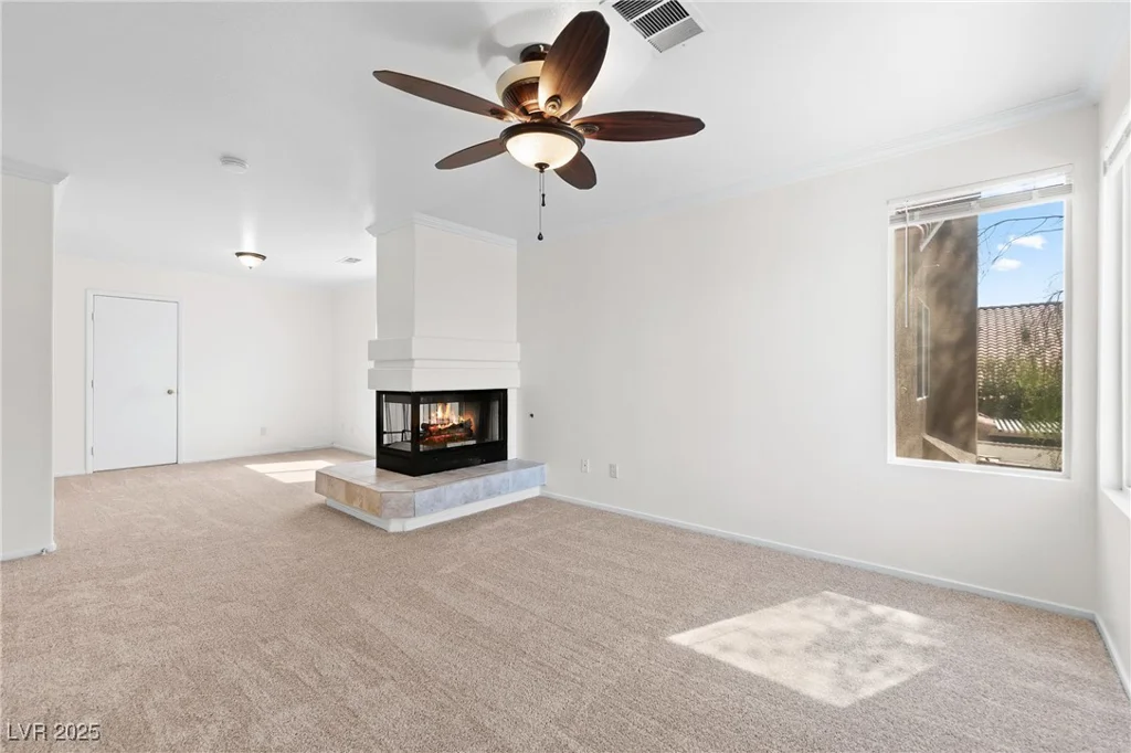 2035 Silver Whisper, Las Vegas, NV 89183