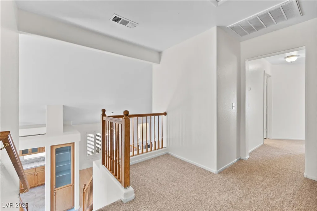 2035 Silver Whisper, Las Vegas, NV 89183