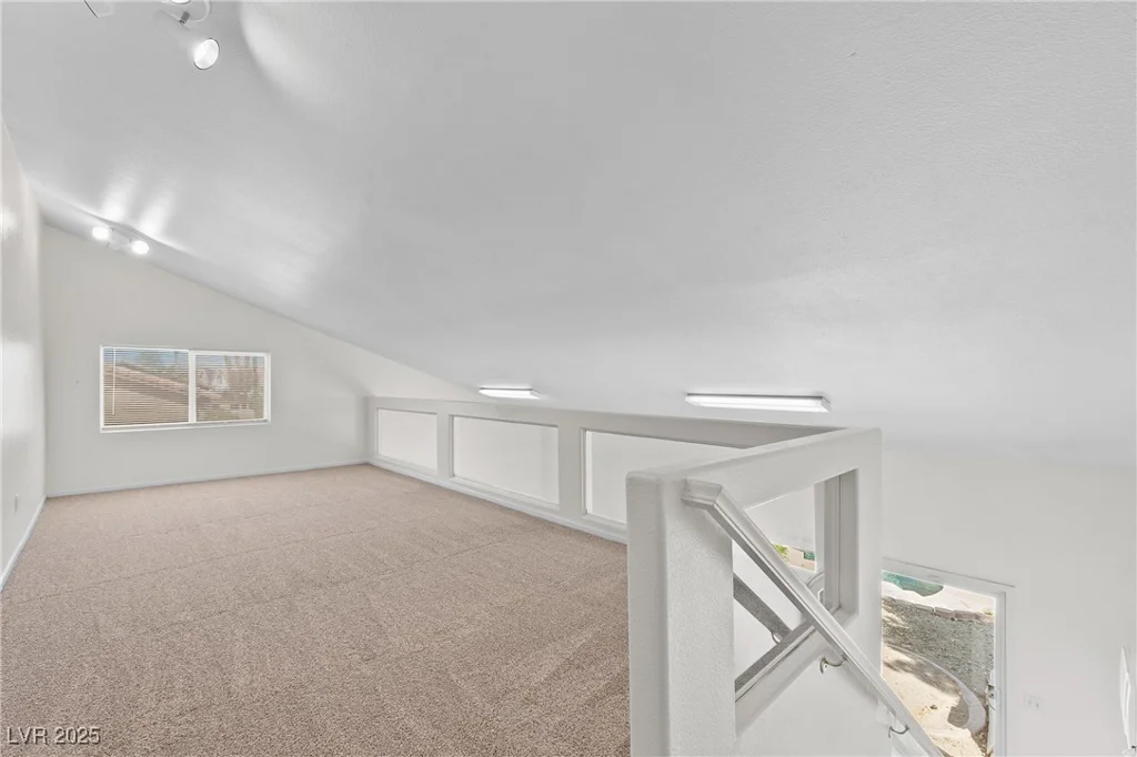 2035 Silver Whisper, Las Vegas, NV 89183