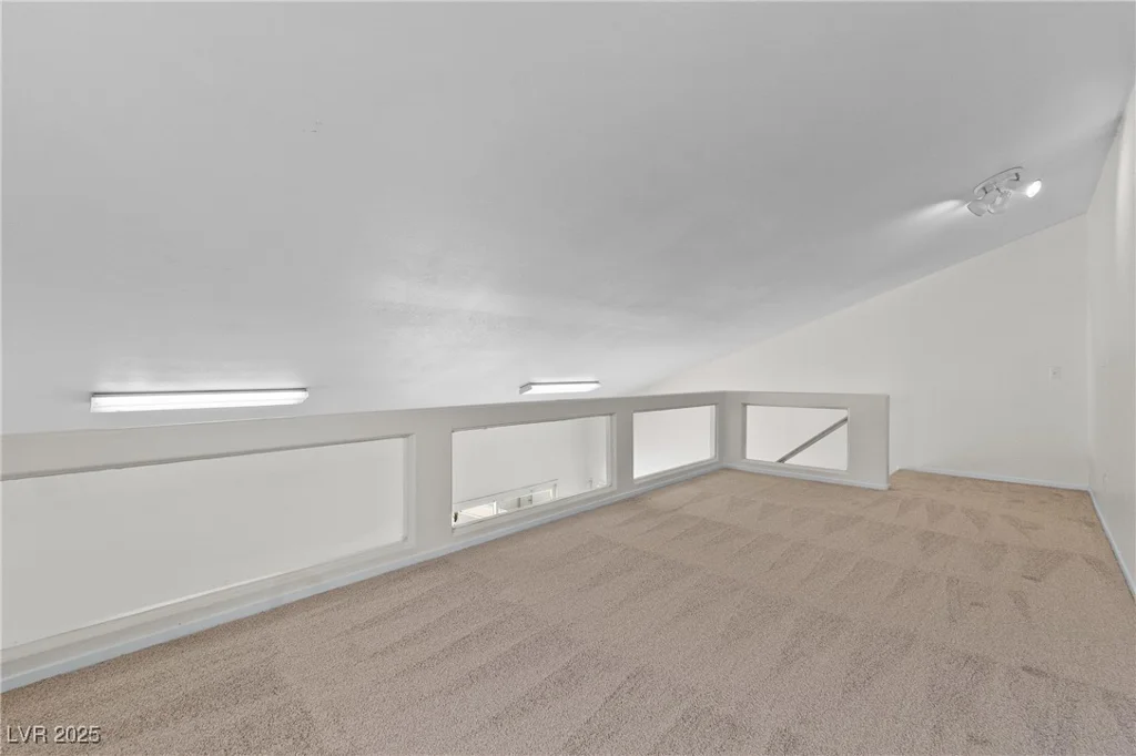 2035 Silver Whisper, Las Vegas, NV 89183