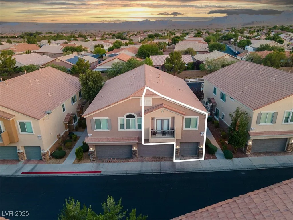 8735 Traveling Breeze, Las Vegas, NV 89178