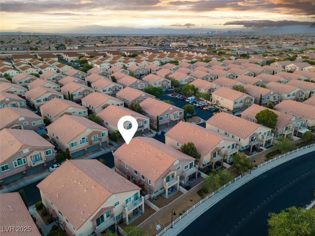 8735 Traveling Breeze, Las Vegas, NV 89178