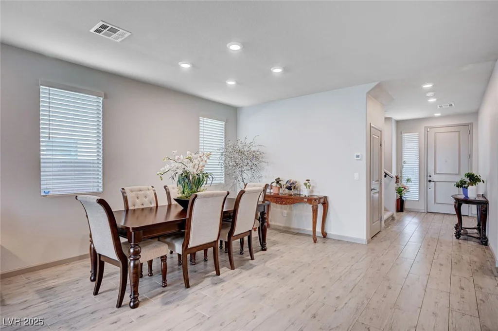 6790 Tangled Vines, Las Vegas, NV 89139