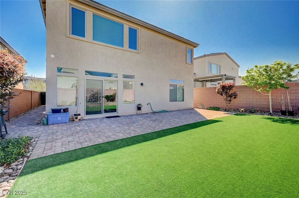 6790 Tangled Vines, Las Vegas, NV 89139