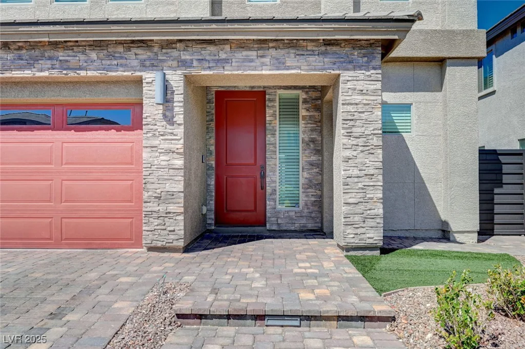 6790 Tangled Vines, Las Vegas, NV 89139