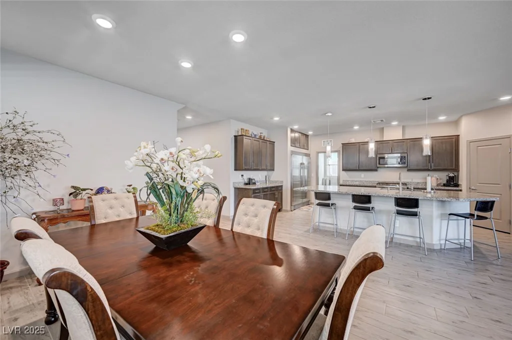 6790 Tangled Vines, Las Vegas, NV 89139