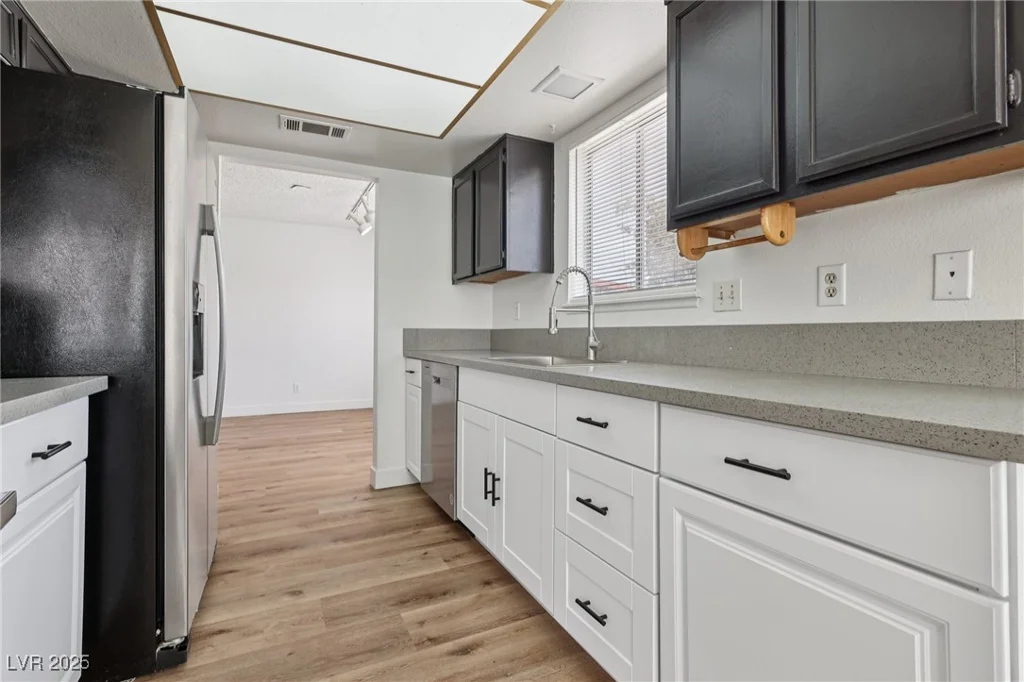 1524 Teardrop, Las Vegas, NV 89142