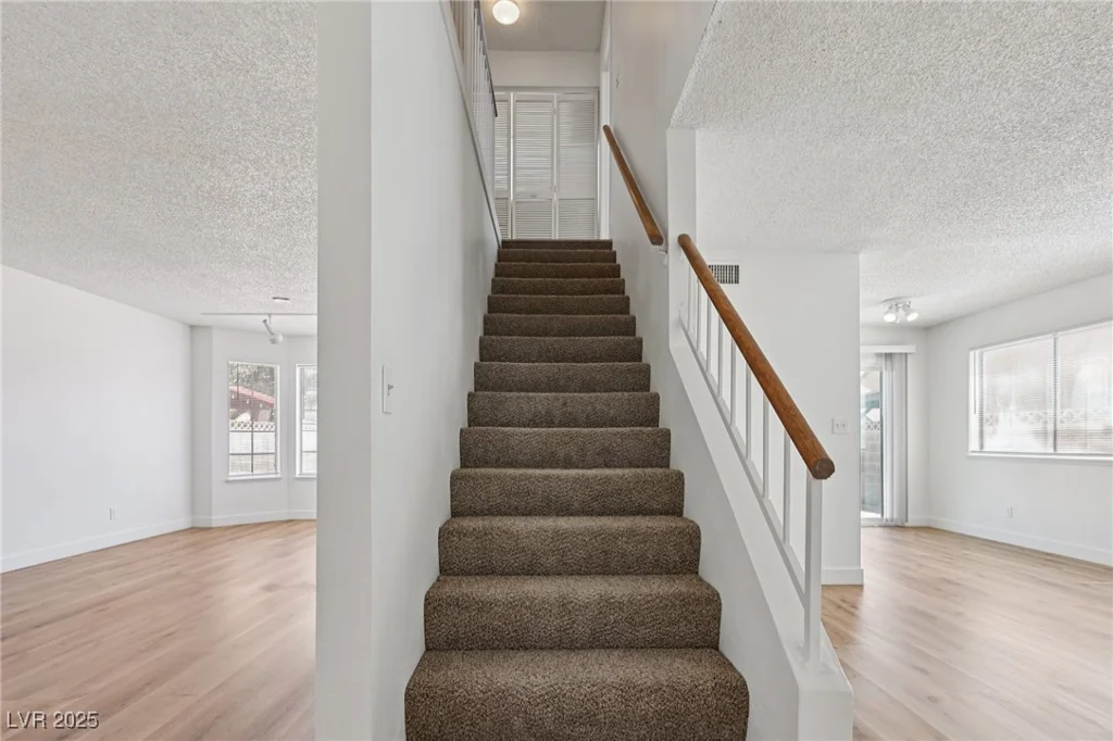 1524 Teardrop, Las Vegas, NV 89142
