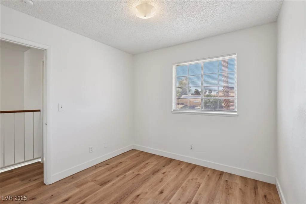 1524 Teardrop, Las Vegas, NV 89142
