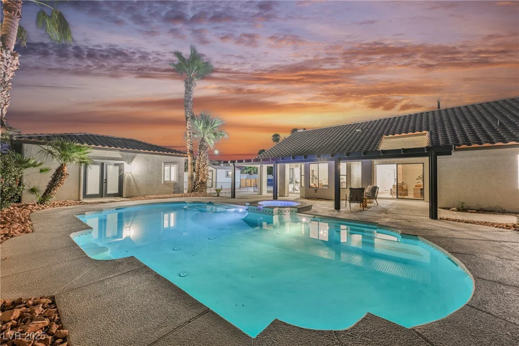 3701 Torrey Pines, Las Vegas, NV 89108
