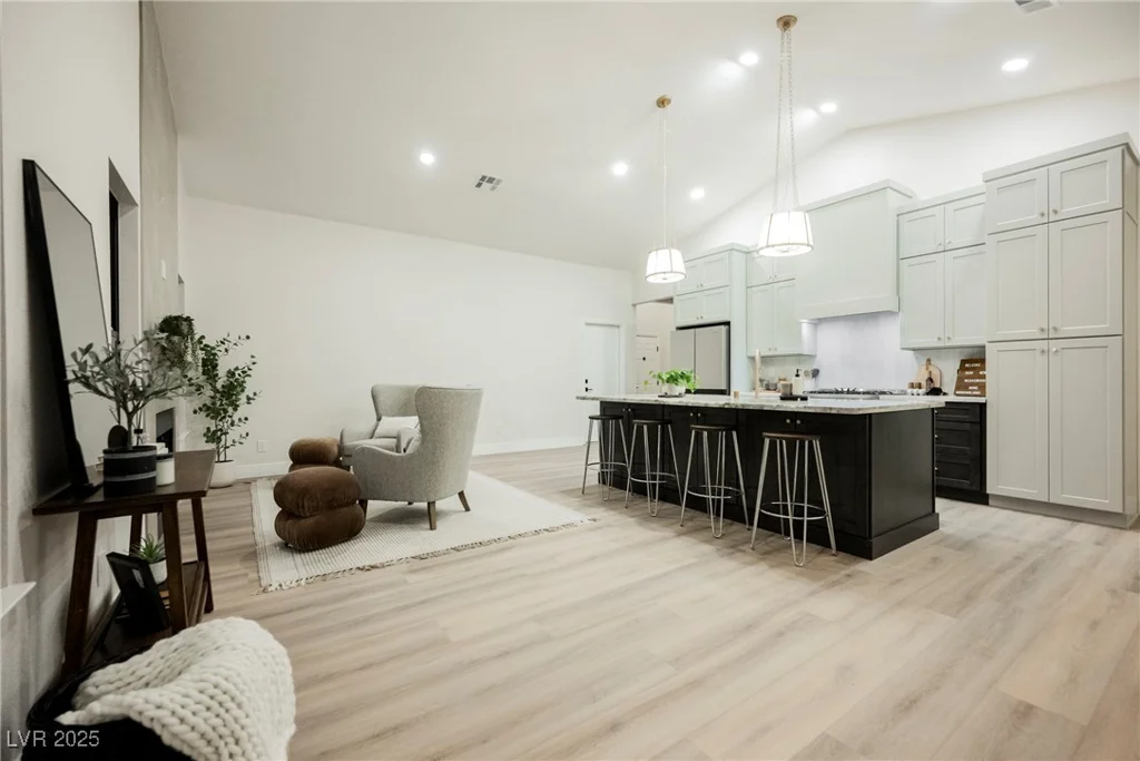 3701 Torrey Pines, Las Vegas, NV 89108