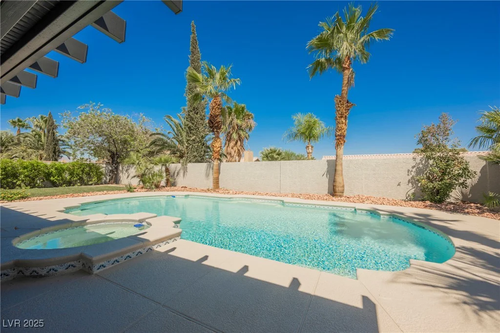 3701 Torrey Pines, Las Vegas, NV 89108