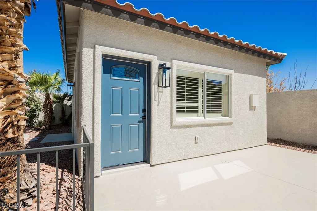 3701 Torrey Pines, Las Vegas, NV 89108