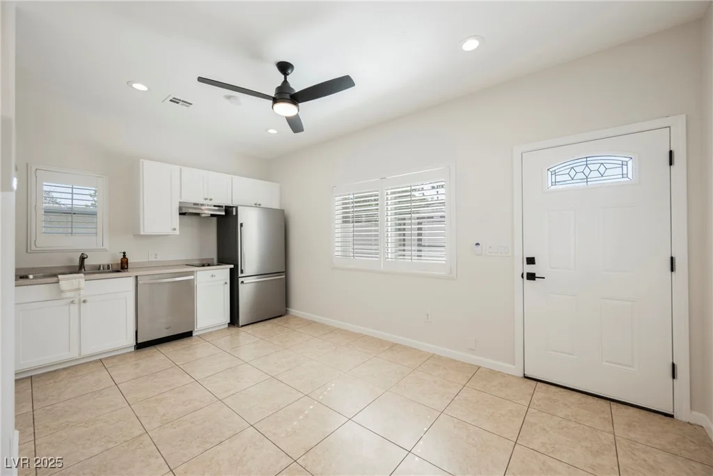 3701 Torrey Pines, Las Vegas, NV 89108
