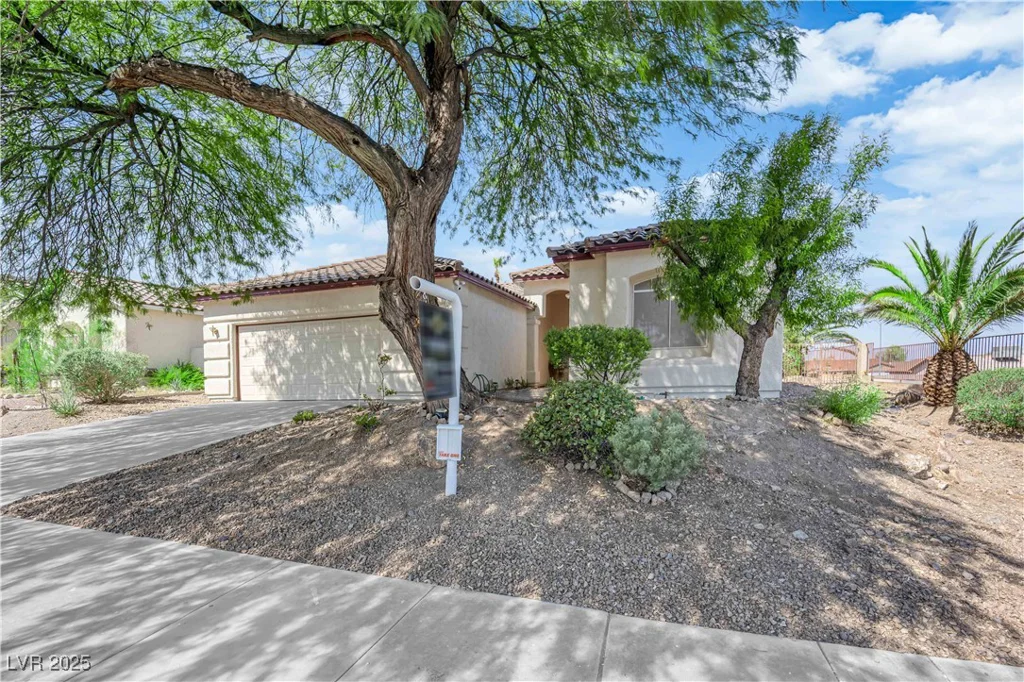 650 Victory, Henderson, NV 89015