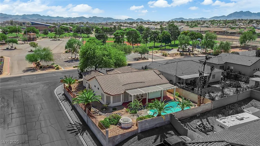 650 Victory, Henderson, NV 89015