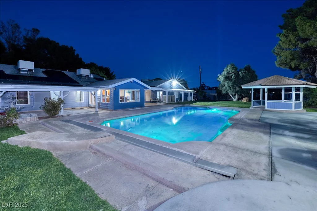 6635 Oquendo, Las Vegas, NV 89118