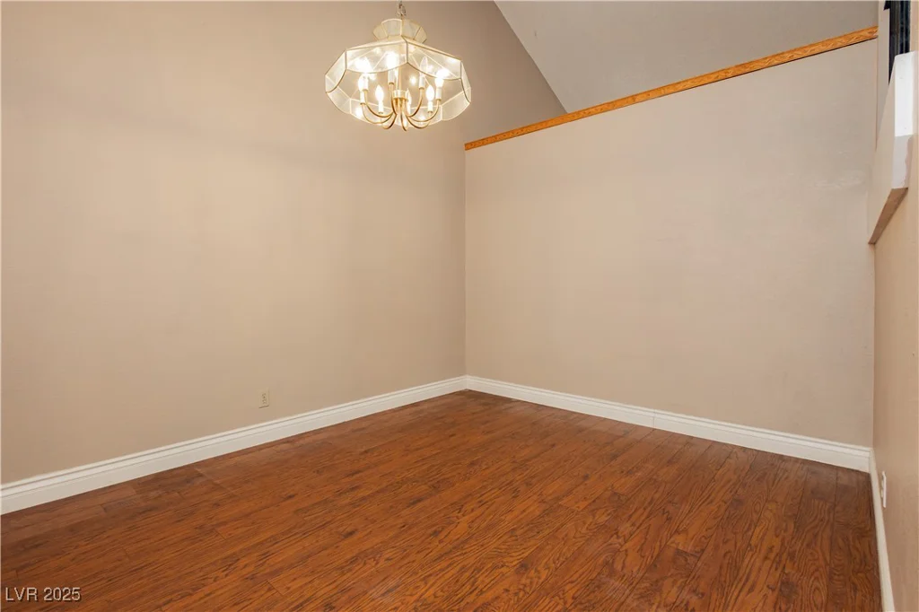 6121 Blossom Knoll, Las Vegas, NV 89108
