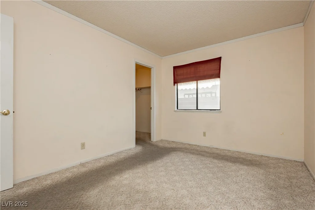 6121 Blossom Knoll, Las Vegas, NV 89108