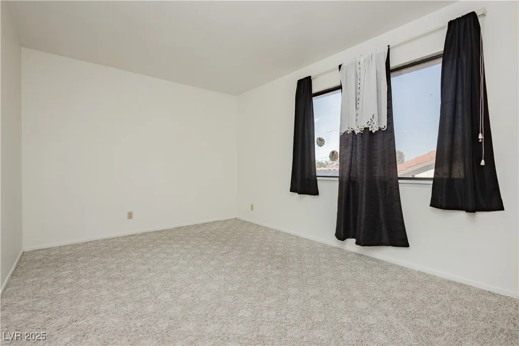 6121 Blossom Knoll, Las Vegas, NV 89108
