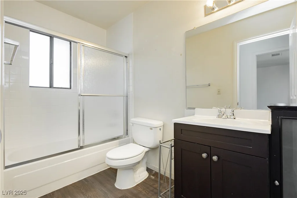 6121 Blossom Knoll, Las Vegas, NV 89108