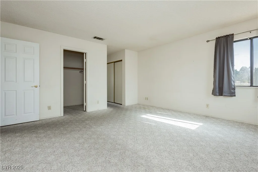 6121 Blossom Knoll, Las Vegas, NV 89108
