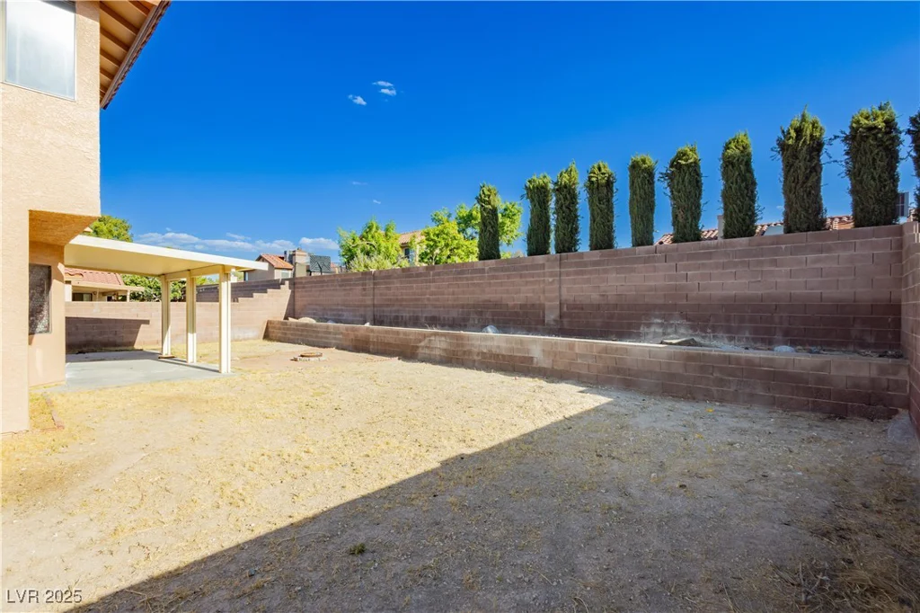 6121 Blossom Knoll, Las Vegas, NV 89108