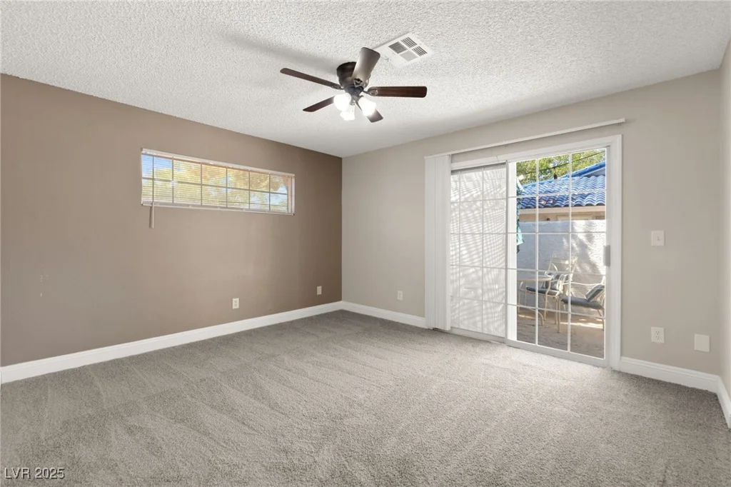2120 Willowbury, Las Vegas, NV 89108