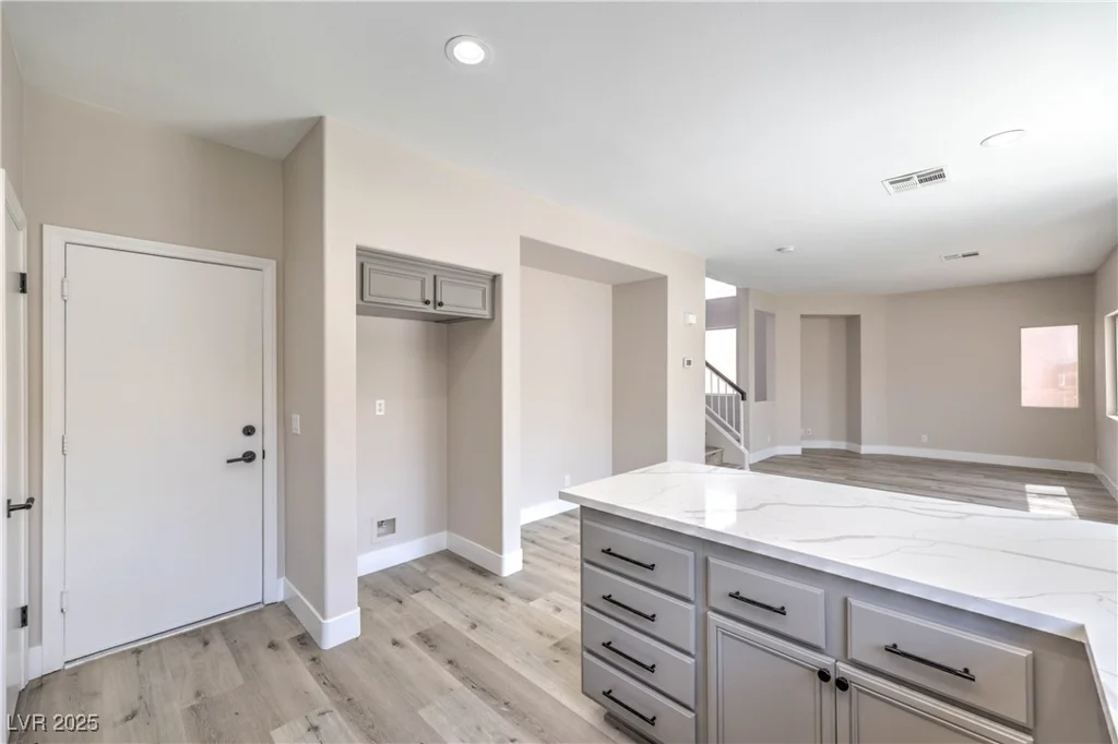 979 Park Bridge, Las Vegas, NV 89123
