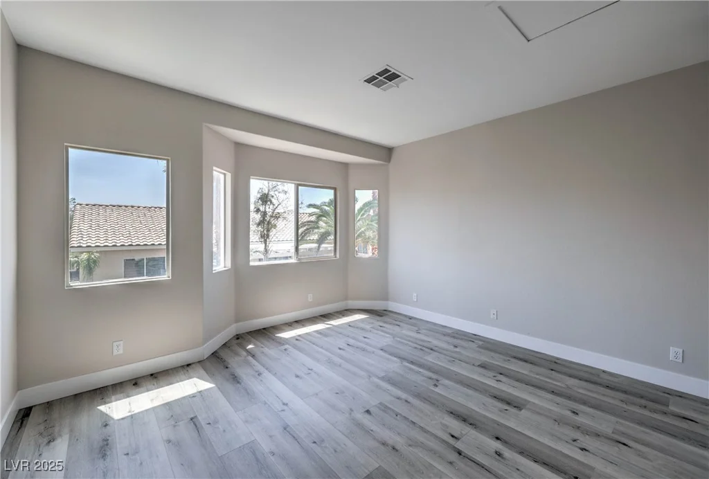 979 Park Bridge, Las Vegas, NV 89123