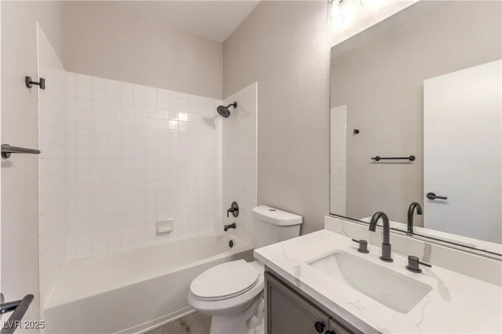 979 Park Bridge, Las Vegas, NV 89123