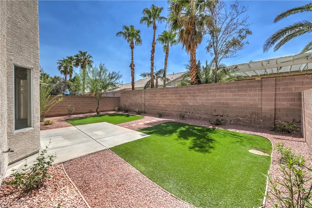 979 Park Bridge, Las Vegas, NV 89123