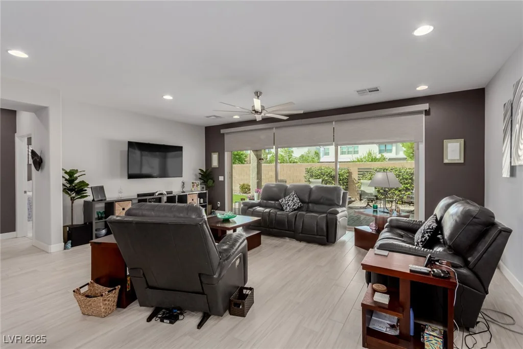9730 Wildflower Vista, Las Vegas, NV 89166