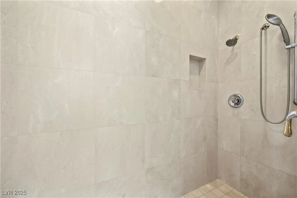 6 Kittansett, Henderson, NV 89052