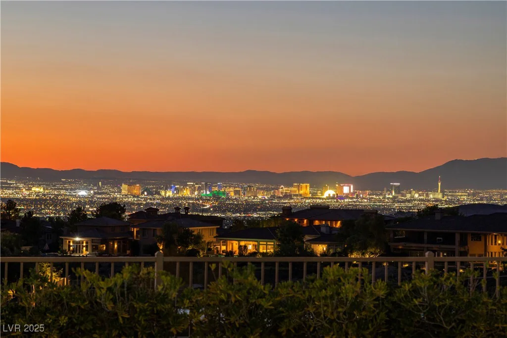 6 Kittansett, Henderson, NV 89052