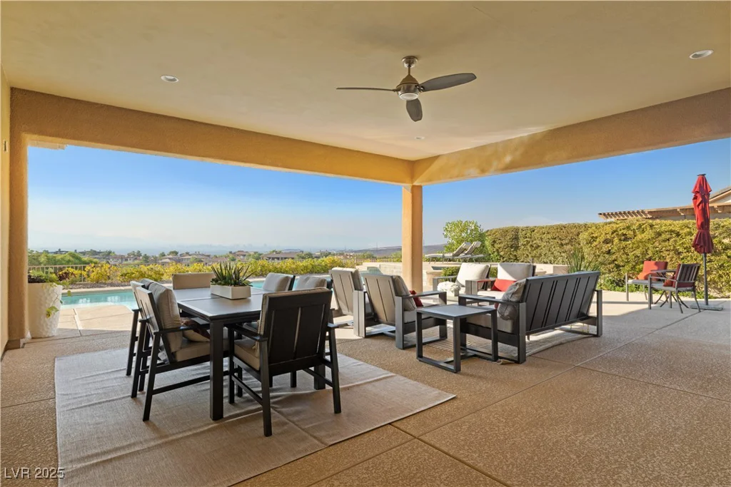 6 Kittansett, Henderson, NV 89052