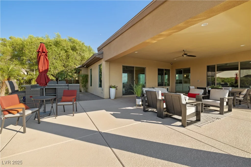 6 Kittansett, Henderson, NV 89052