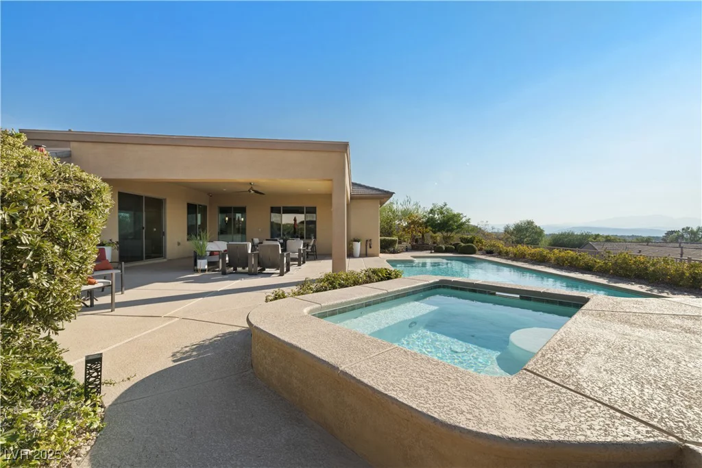 6 Kittansett, Henderson, NV 89052