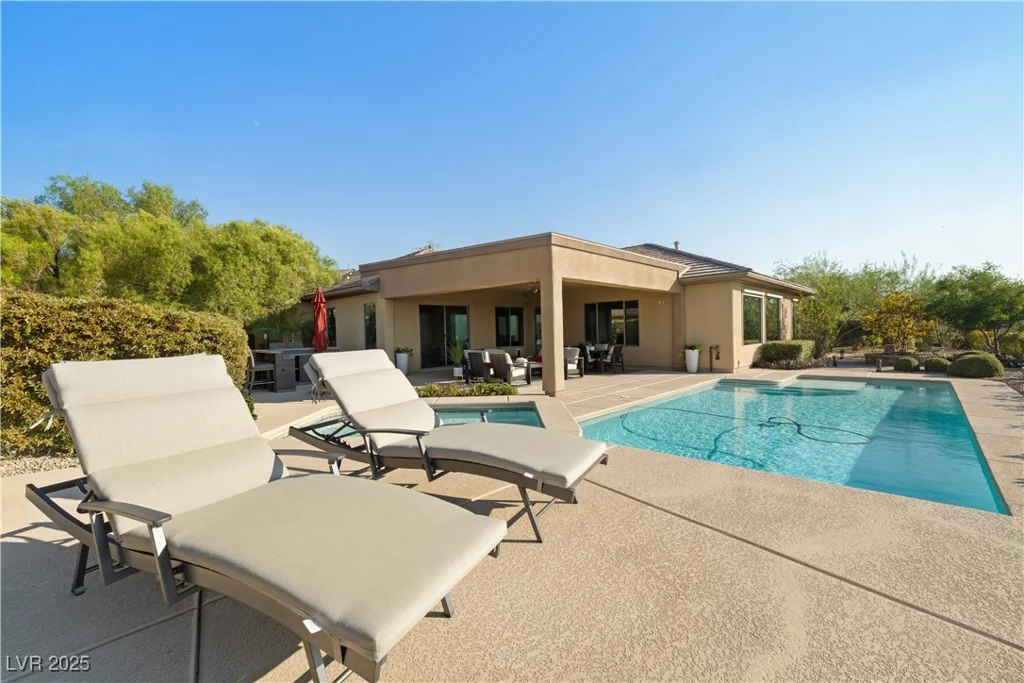 6 Kittansett, Henderson, NV 89052