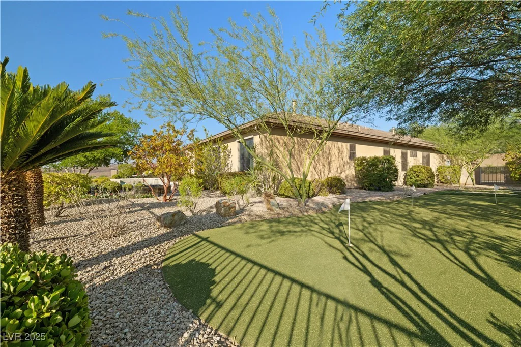 6 Kittansett, Henderson, NV 89052