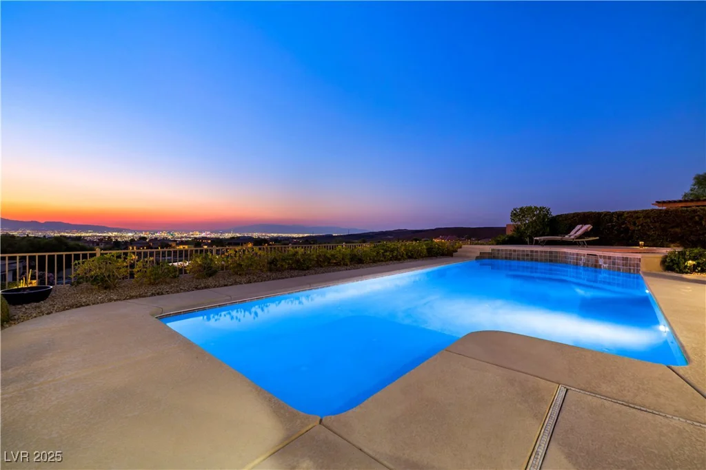 6 Kittansett, Henderson, NV 89052