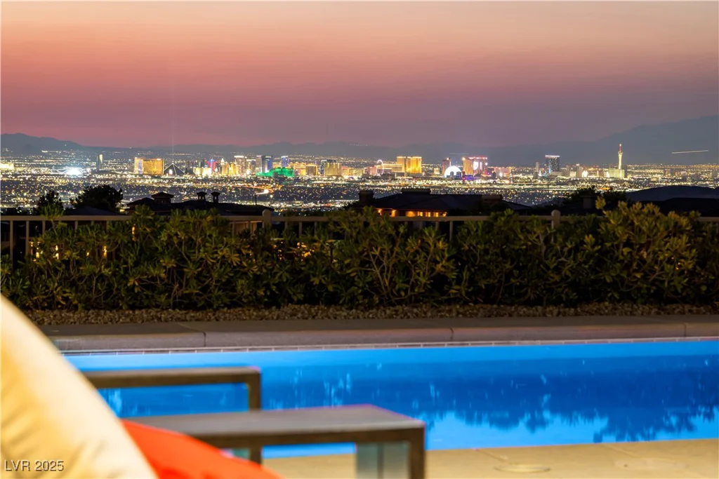 6 Kittansett, Henderson, NV 89052