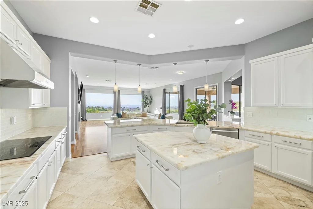 6 Kittansett, Henderson, NV 89052