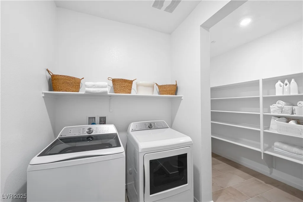 137 Harper Crest, Henderson, NV 89011