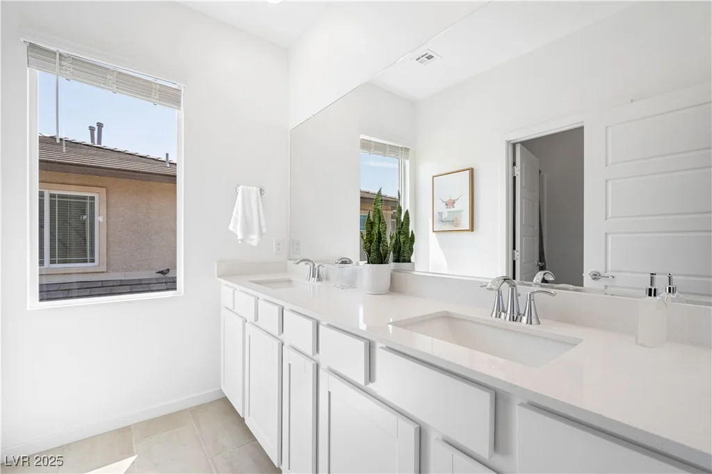 137 Harper Crest, Henderson, NV 89011