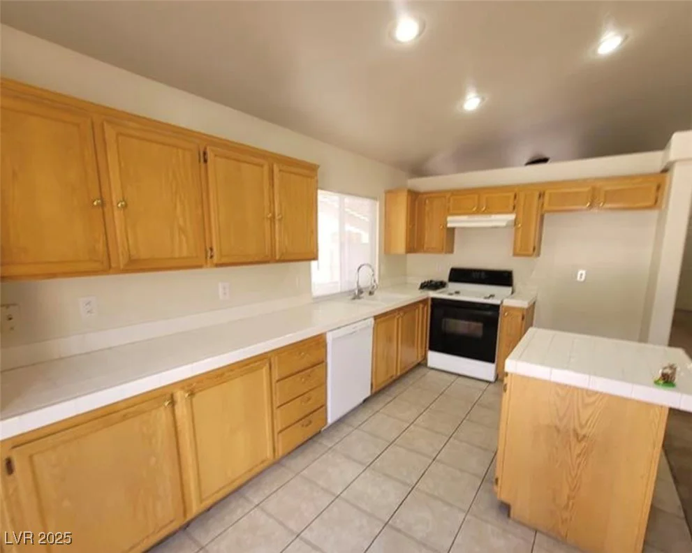 4856 Minturn, Las Vegas, NV 89130