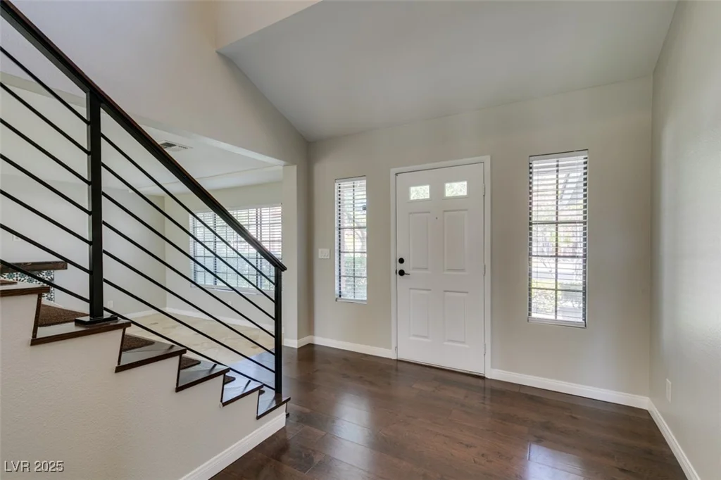 2820 Crystal Bay, Las Vegas, NV 89117